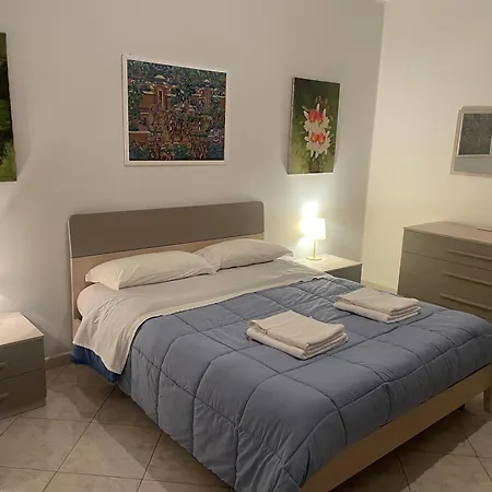 Casa Buonarroti, Comoda, Pochi Passi Da E Centro *