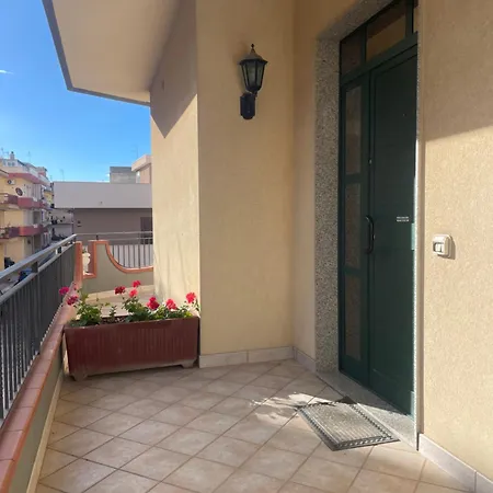Apartment Casa Buonarroti, Comoda, Pochi Passi Da E Centro Pozzallo
